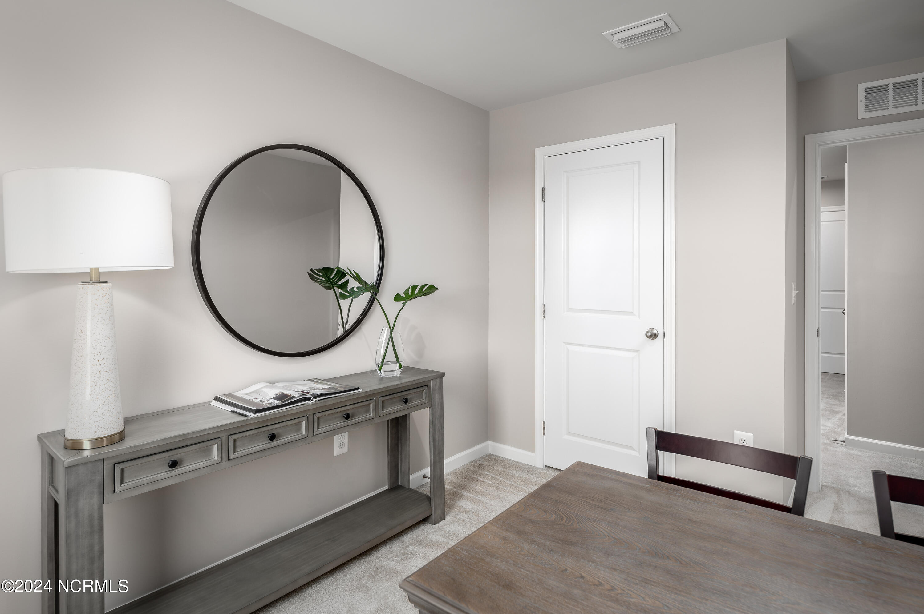 100546322 | Photo 18