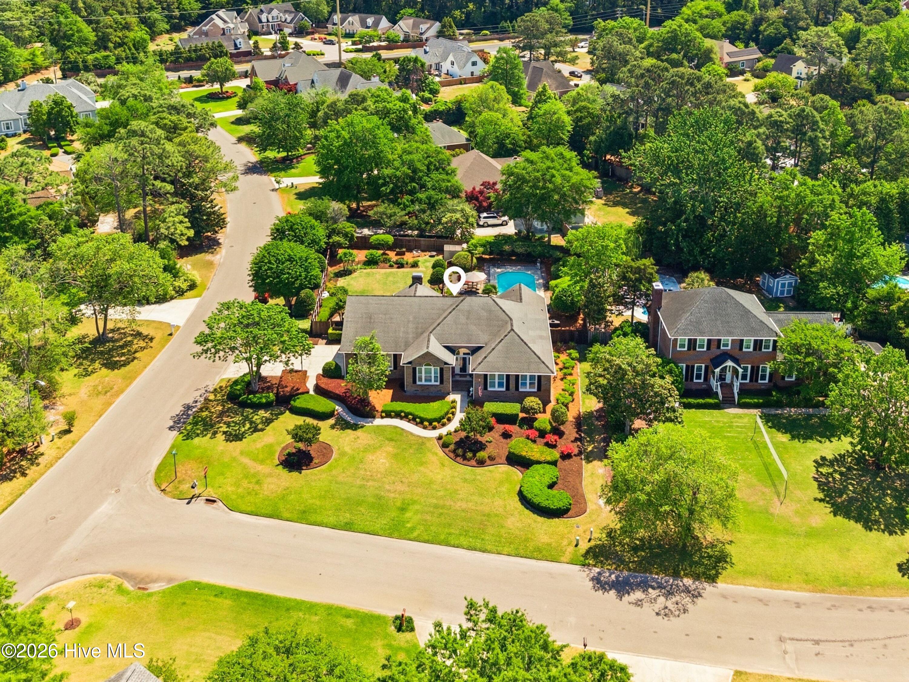 100568689 | Photo 53