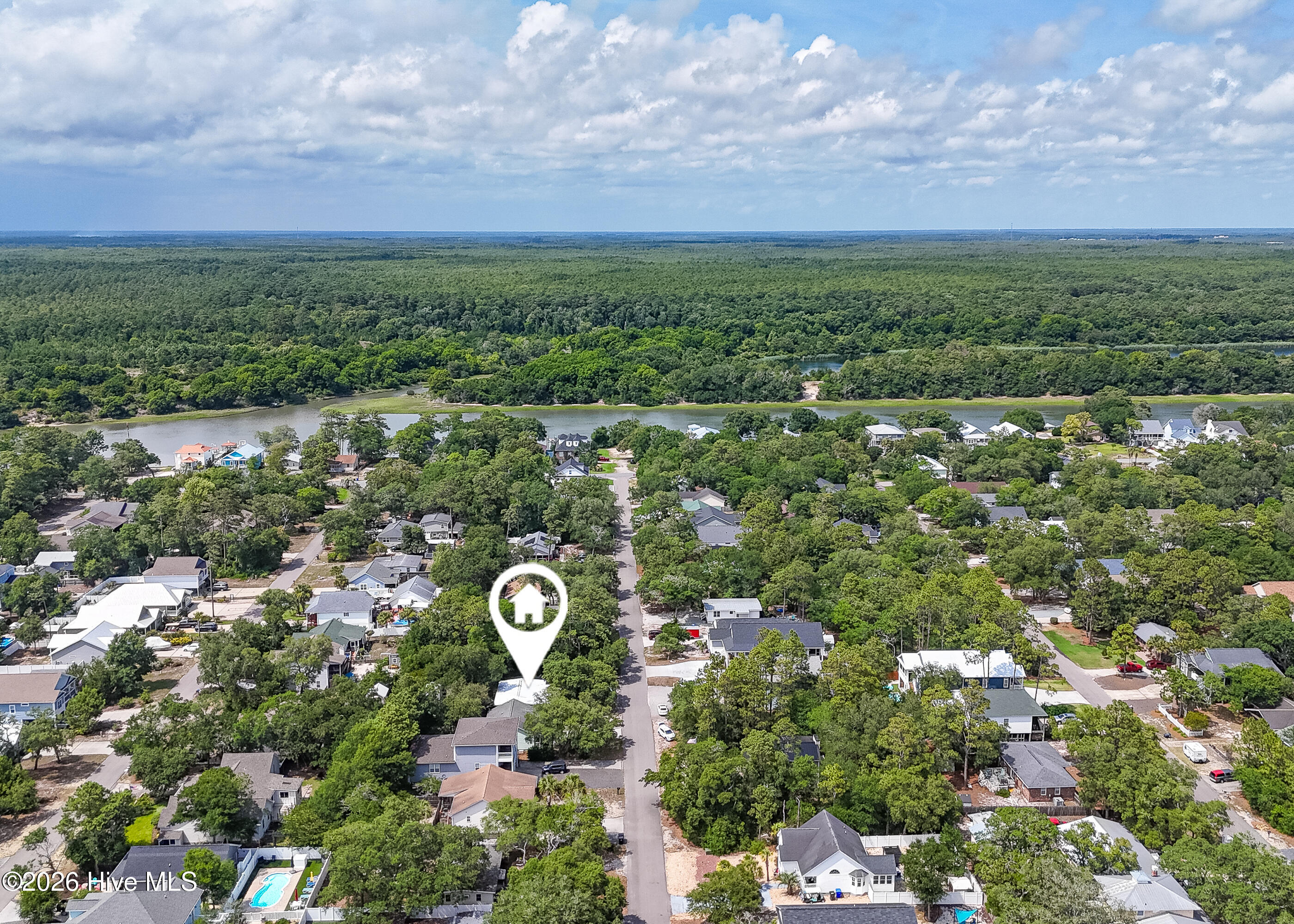 100587776 | Photo 40