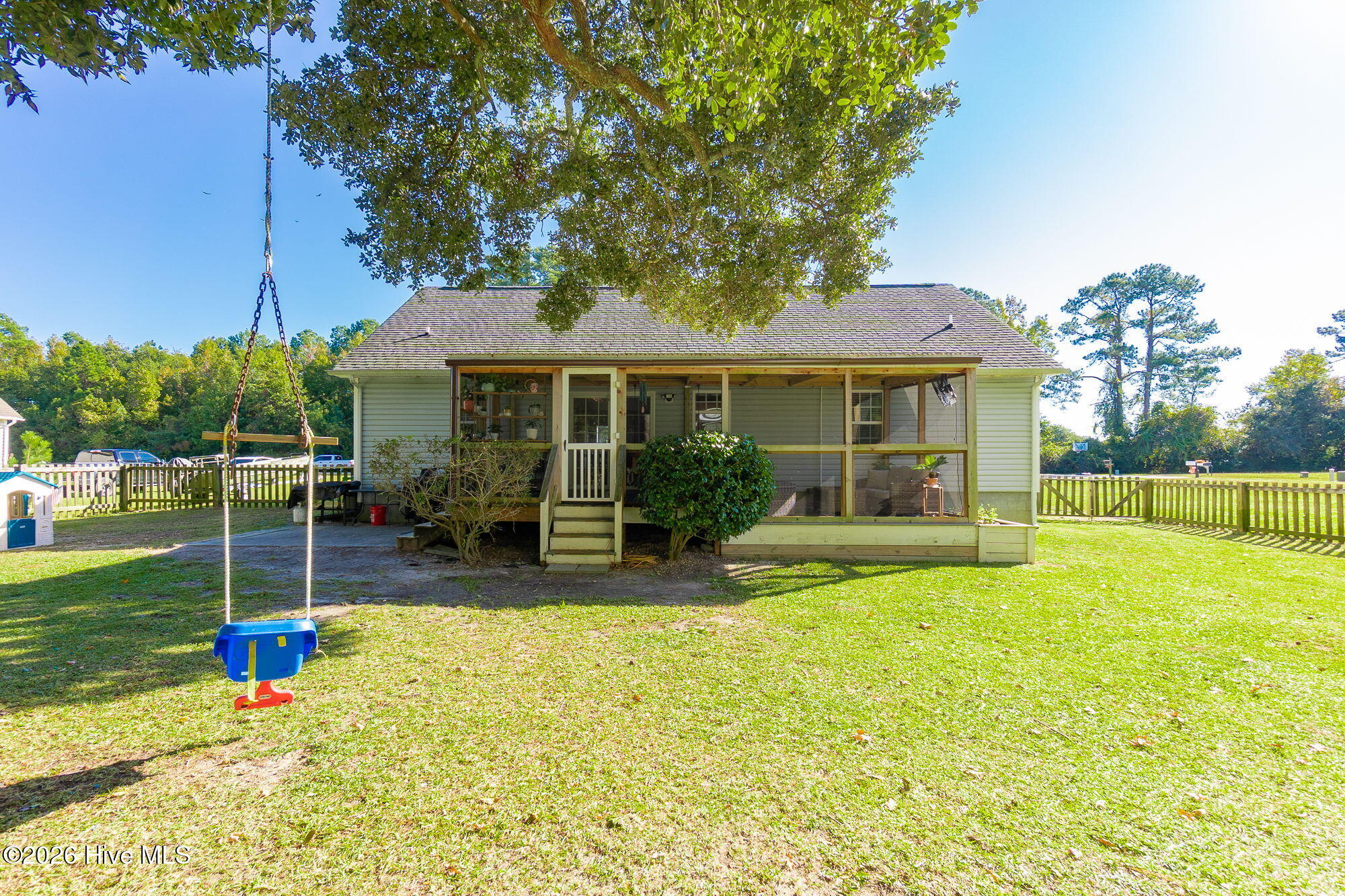 126 Joans Haven Drive,Newport