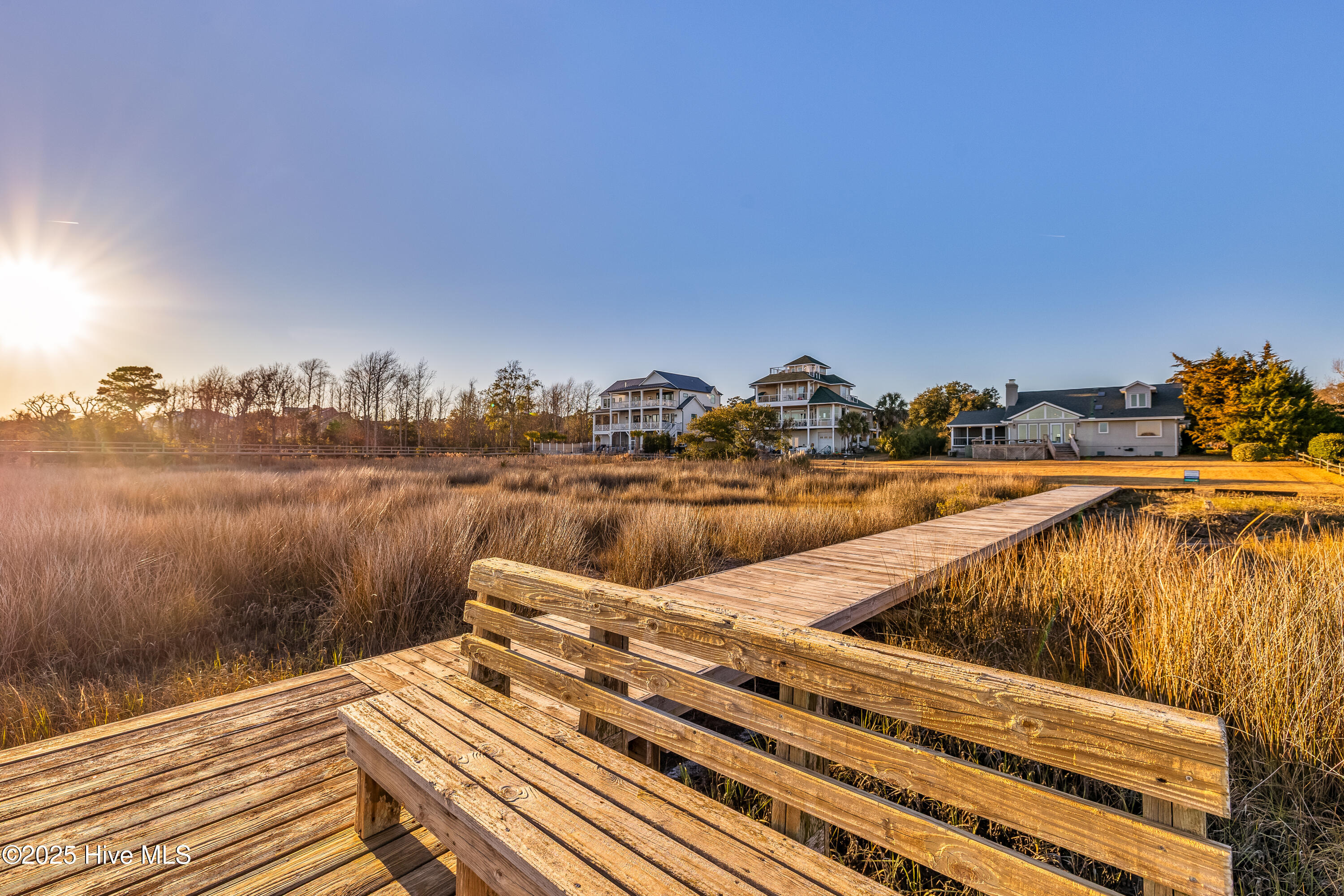 100545827 | Photo 41