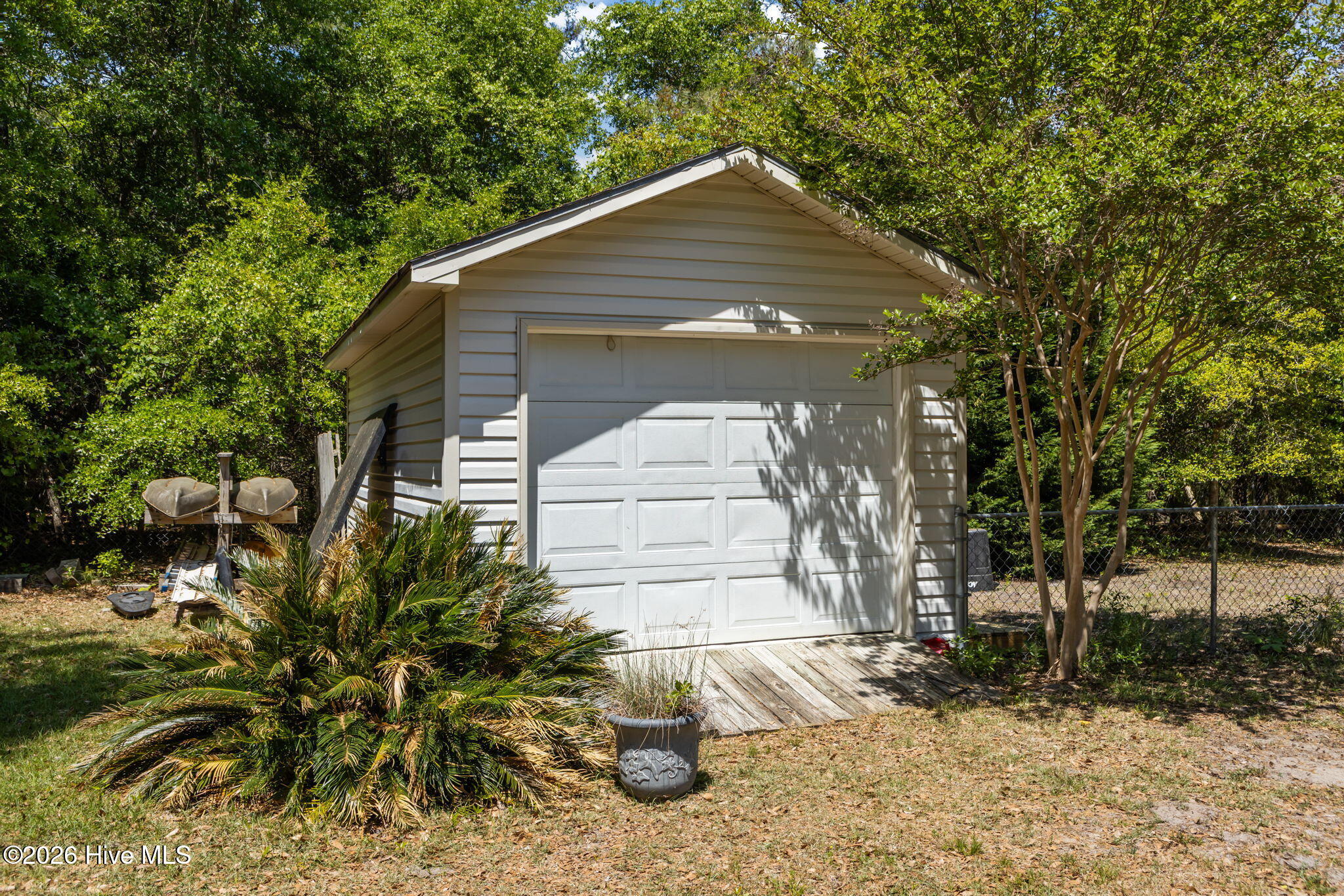 100569957 | Photo 30