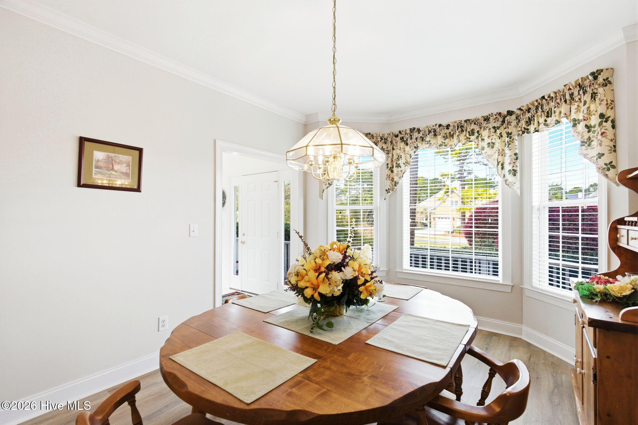 100564291 | Photo 25