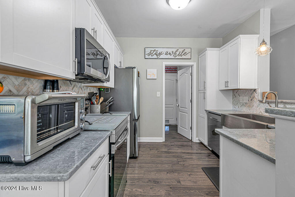 100543856 | Photo 13