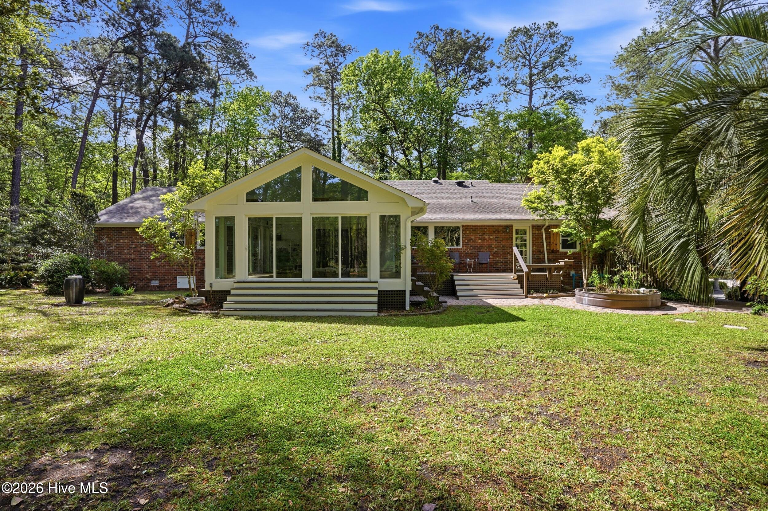 100570431 | Photo 48