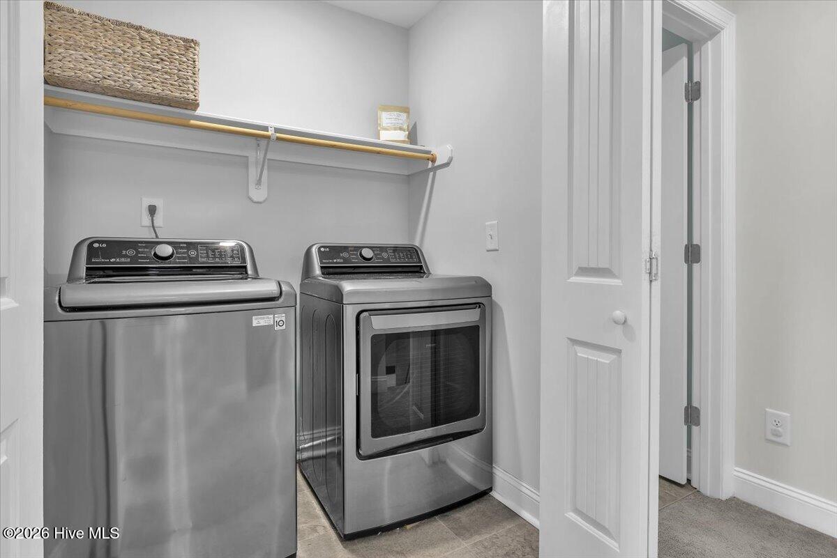 100553155 | Photo 22