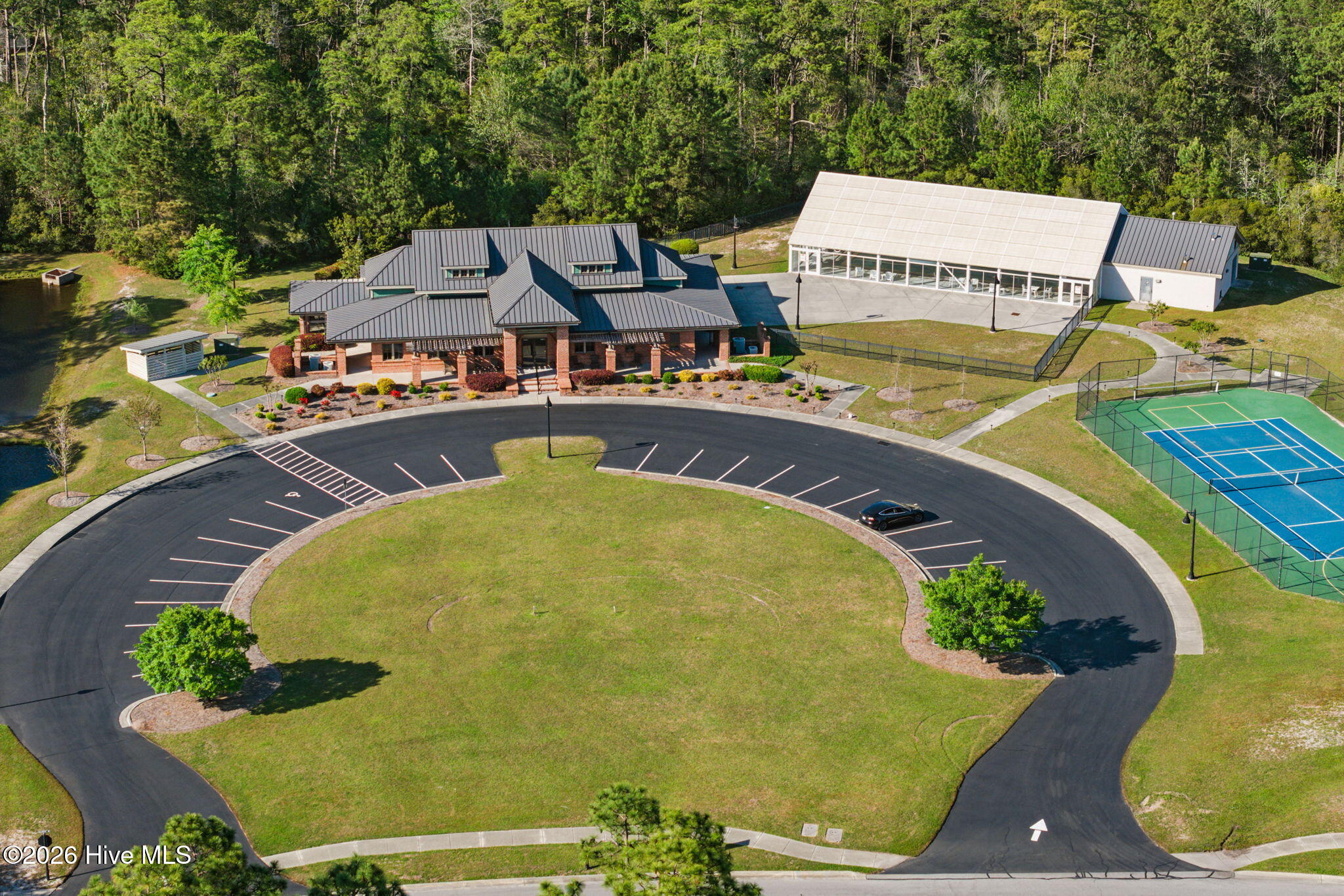 100563252 | Photo 54