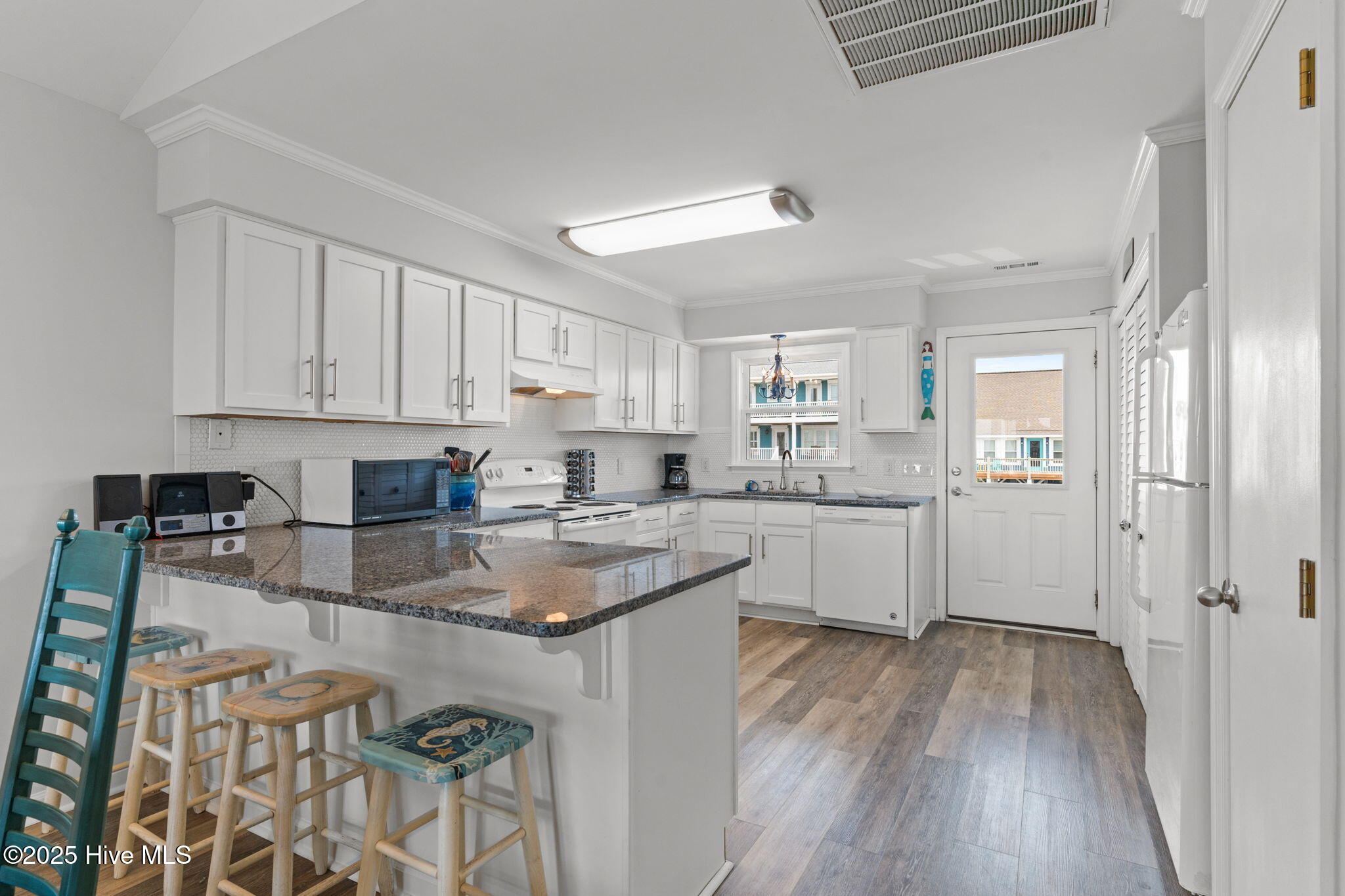 1081 Ocean Boulevard W, Holden Beach, NC 28462 – photo 15: 1081 Ocean Blvd West