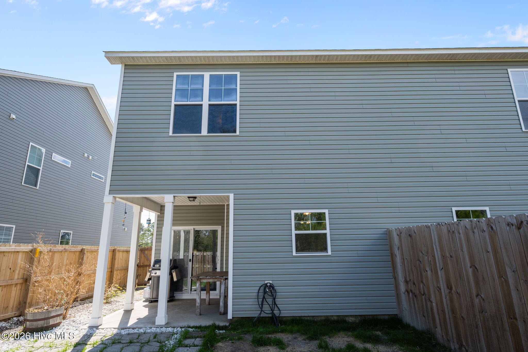 100559207 | Photo 38