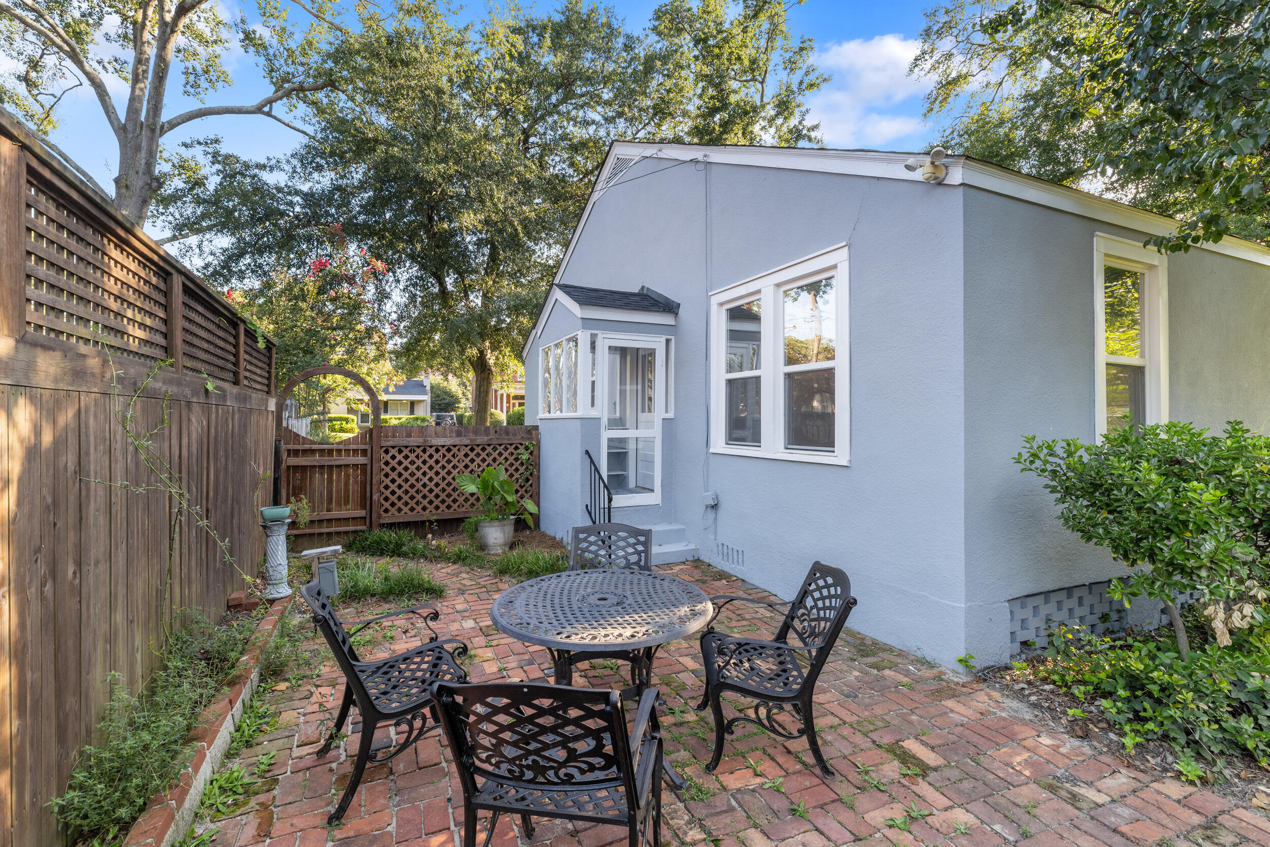 2025-08-27_2632_ramond_ave-srm-23