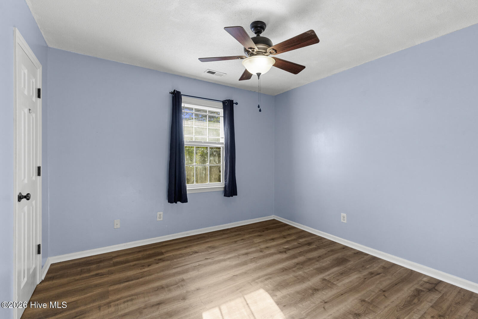 100564330 | Photo 13