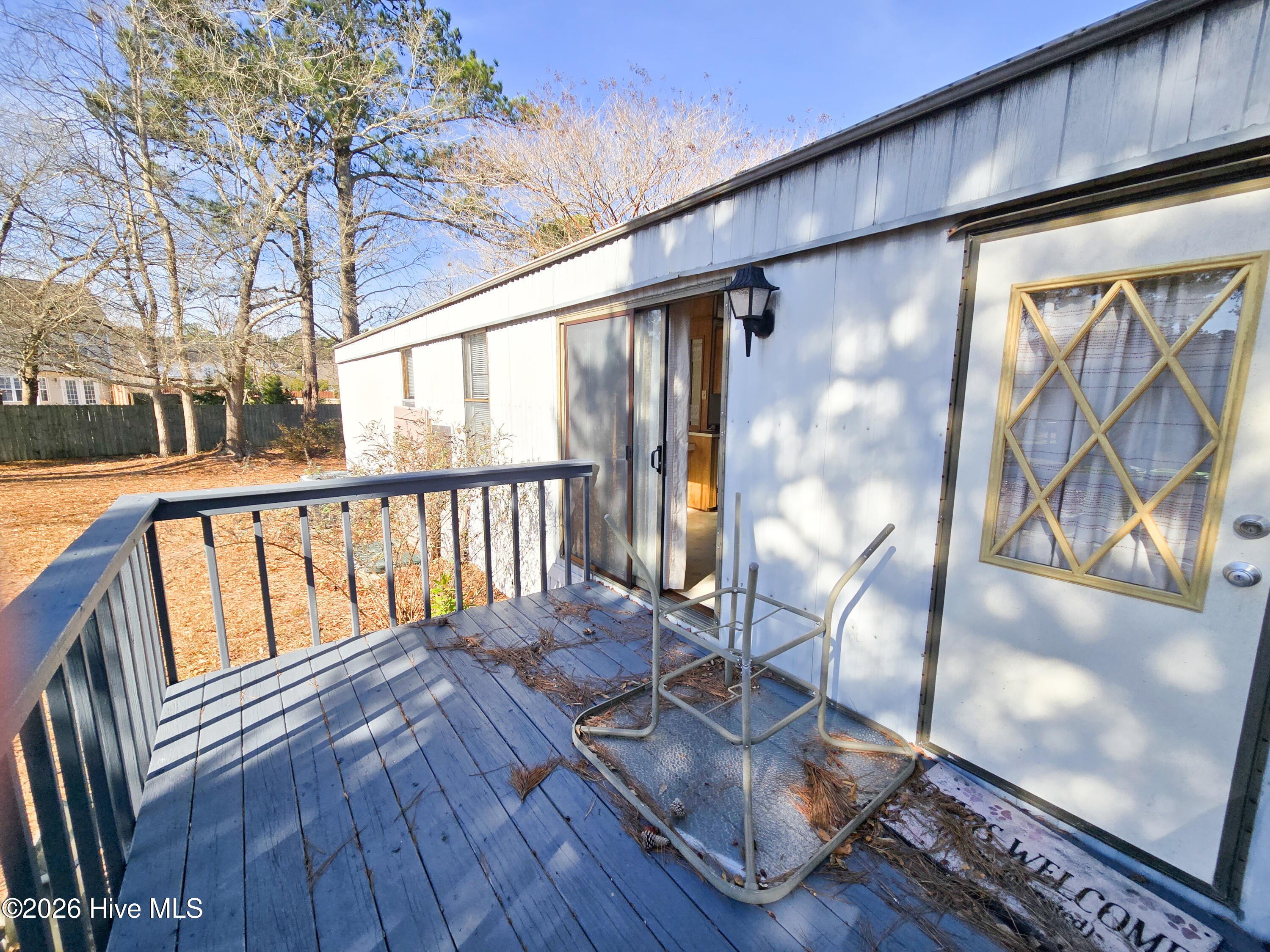 100552287 | Photo 15