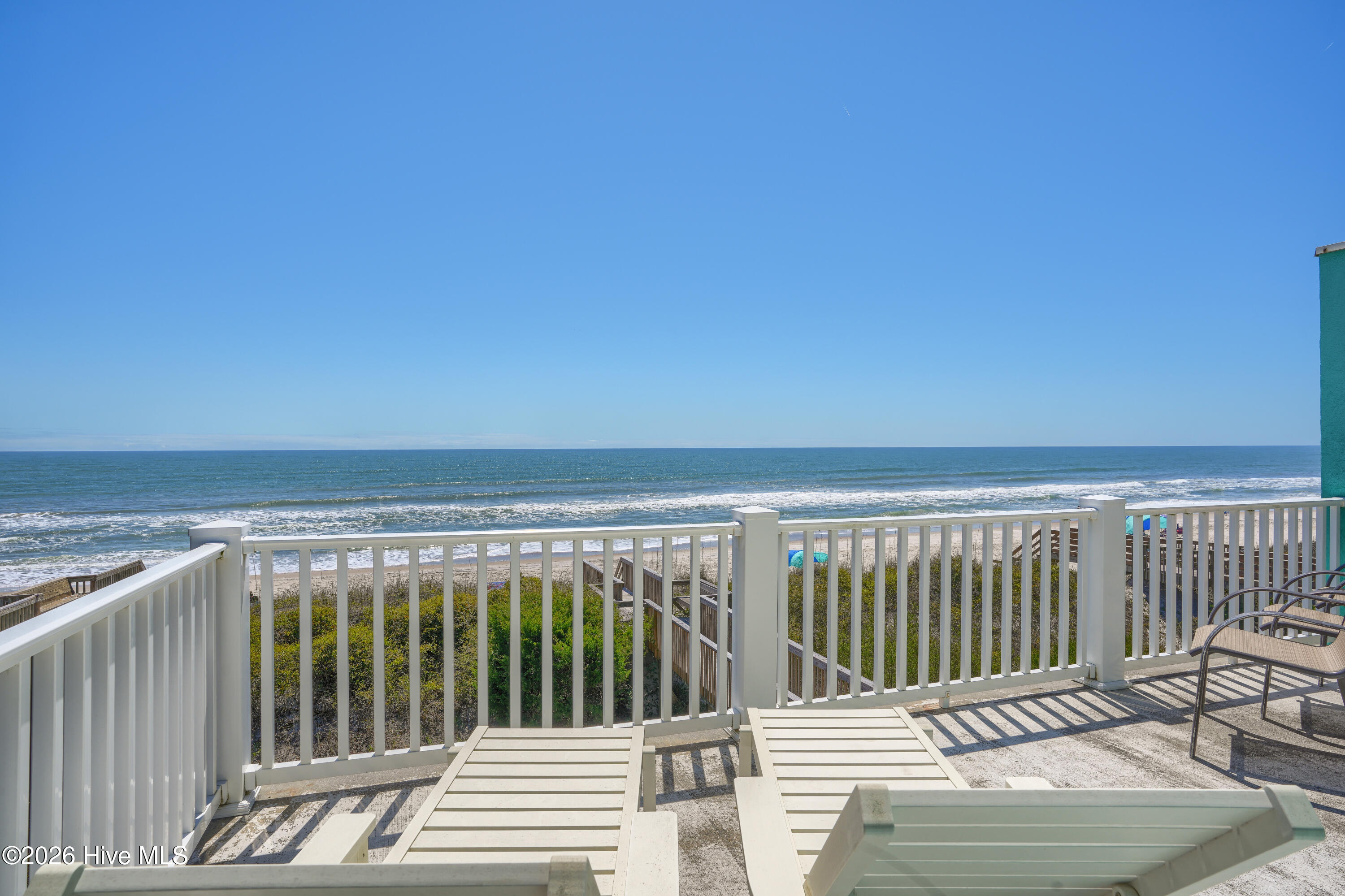 100566457 | Photo 12