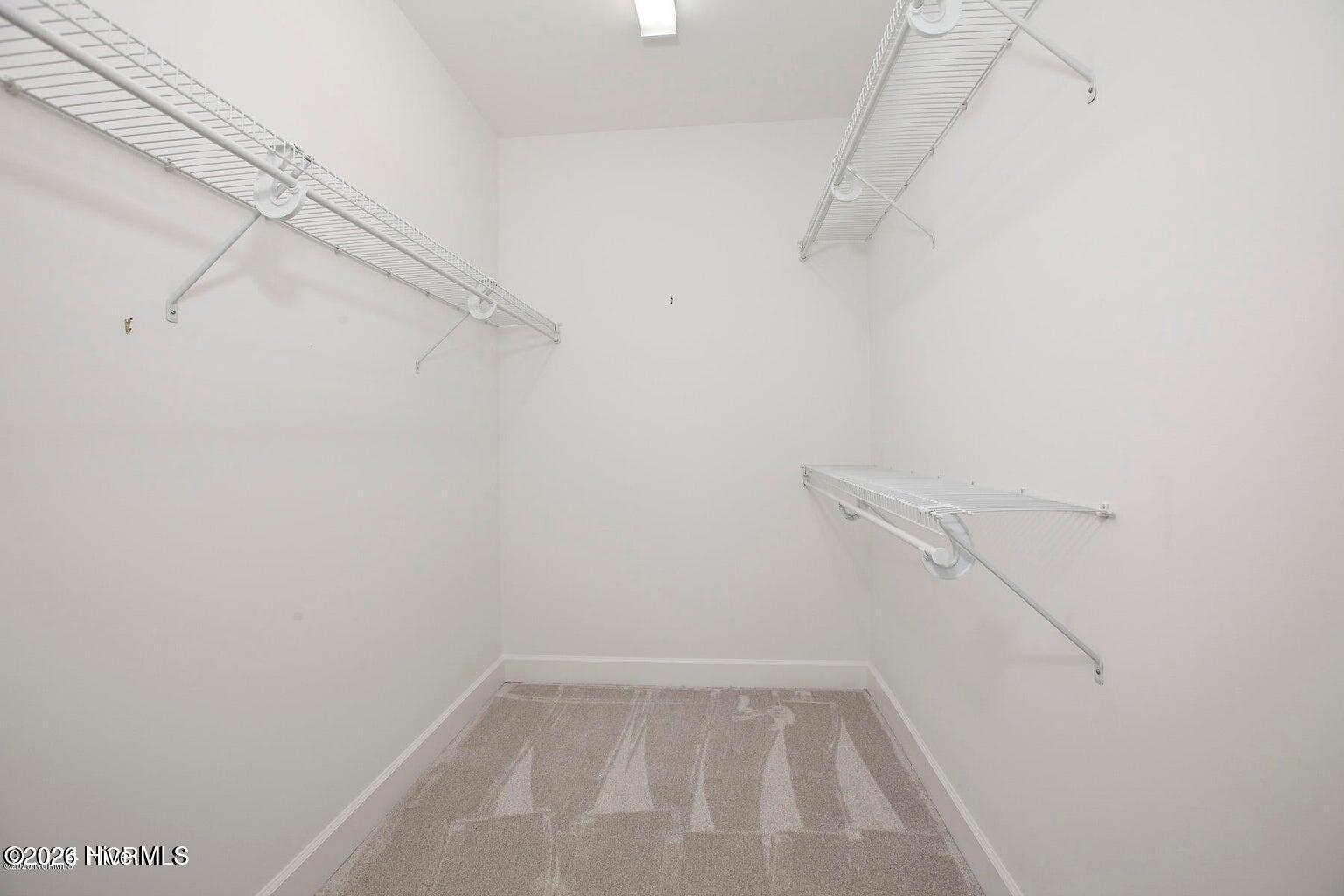 100565109 | Photo 15