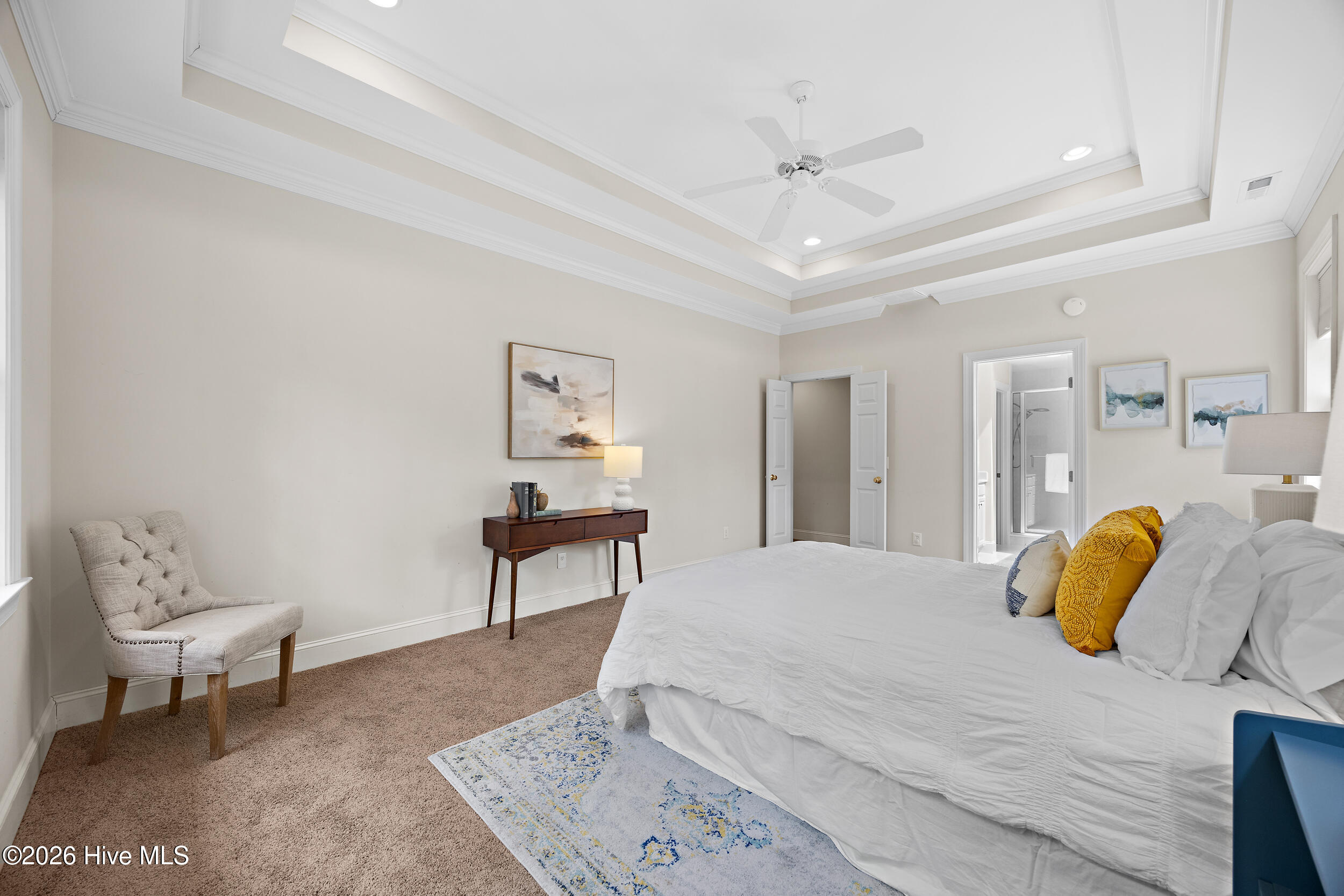 100564143 | Photo 18