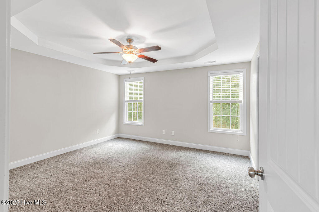 100535510 | Photo 34