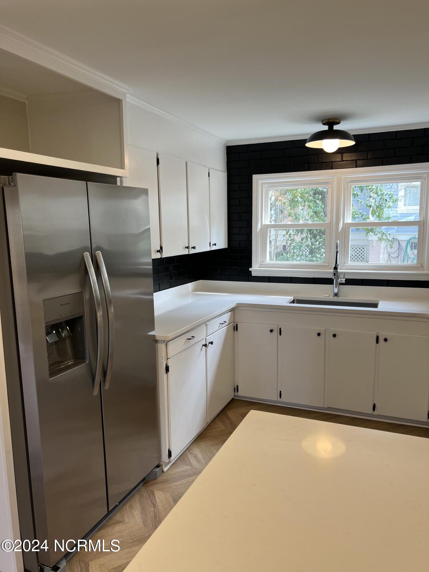 Homes for sale in Southern Pines, NC | 145 E Vermont Ave, Southern Pines, NC 28387 | MLS# 100469424