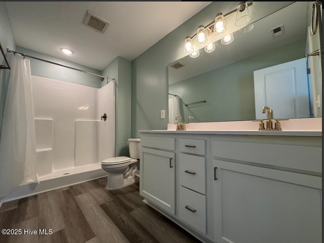 100535269 | Photo 11