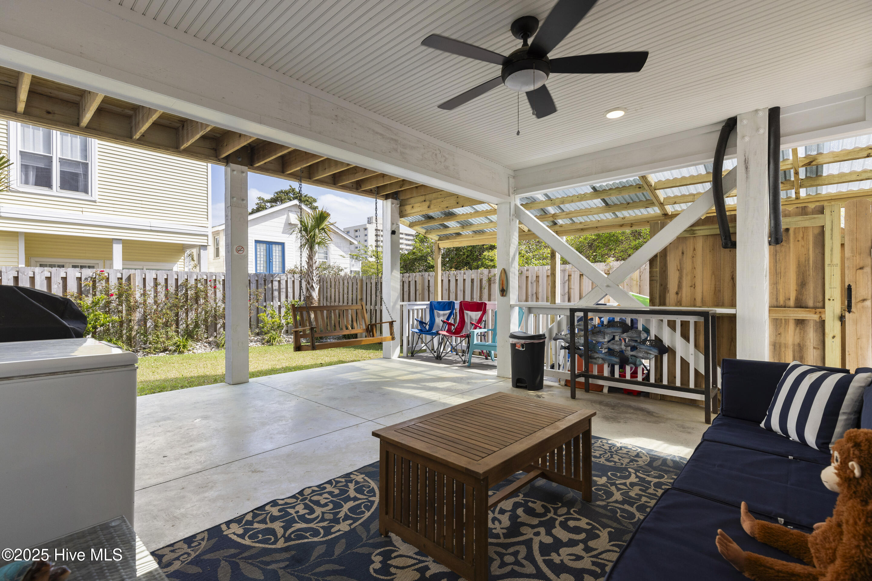 100559926 | Photo 52