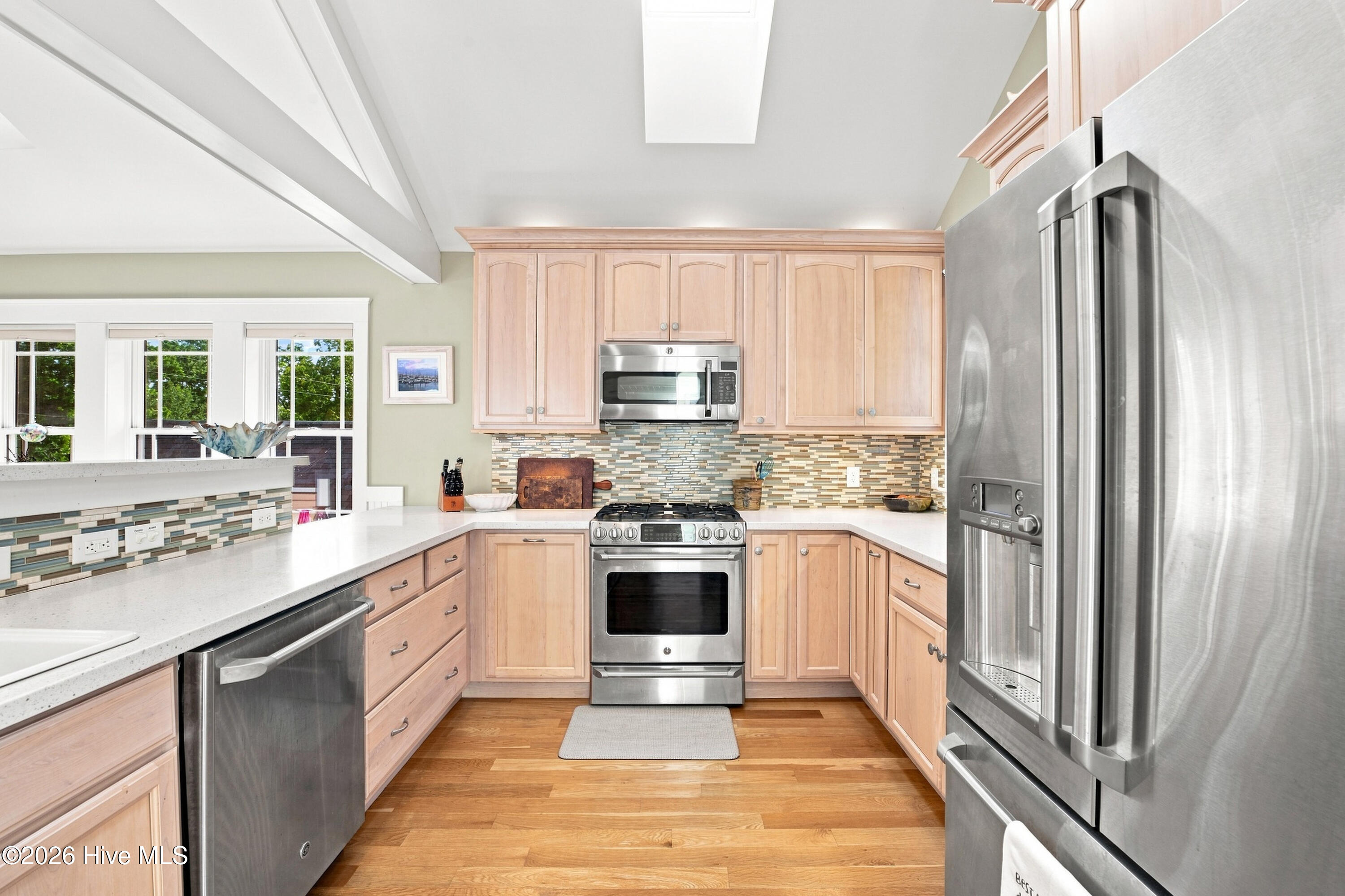 619 First Avenue,Oriental