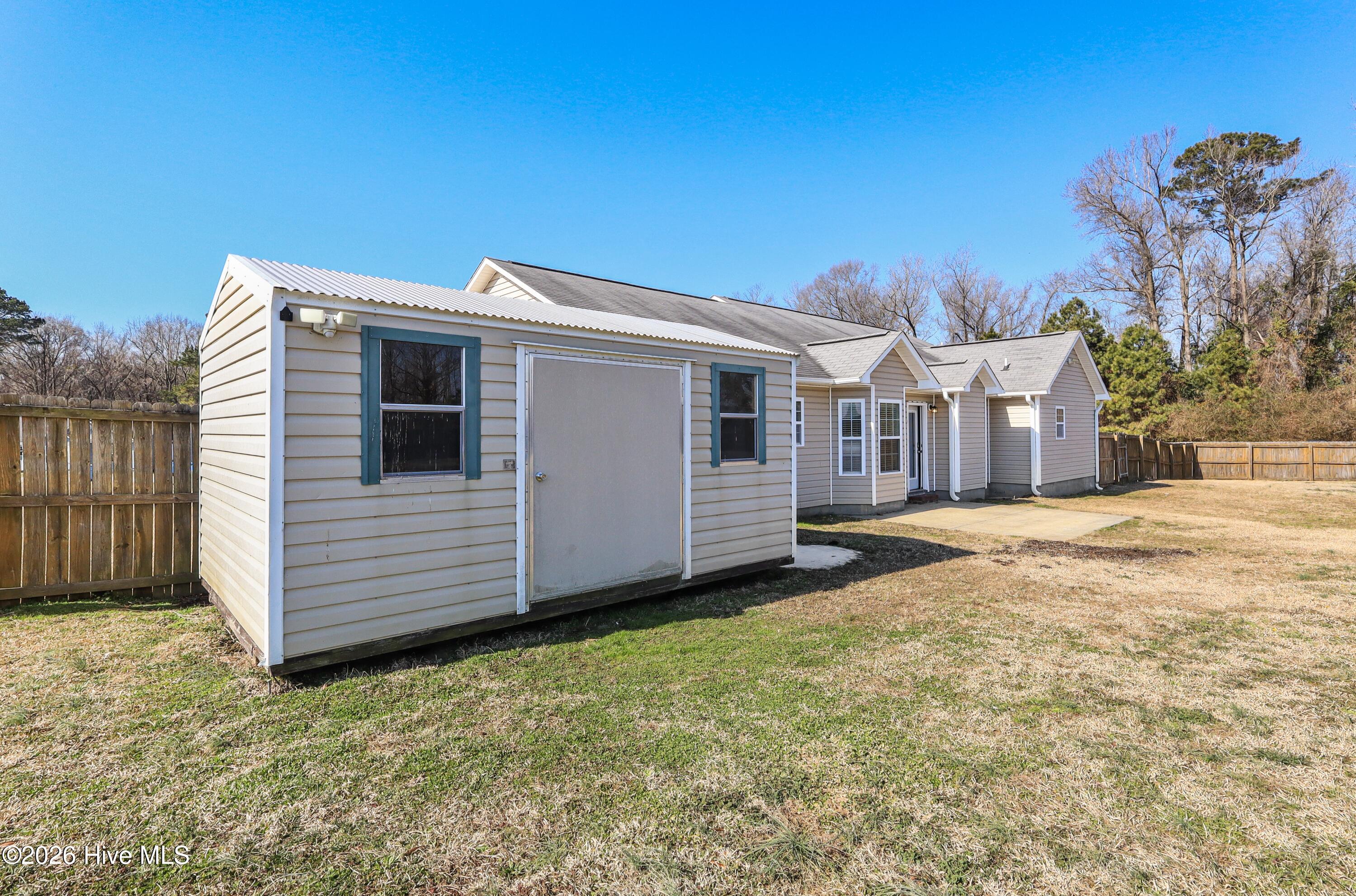 100554505 | Photo 42