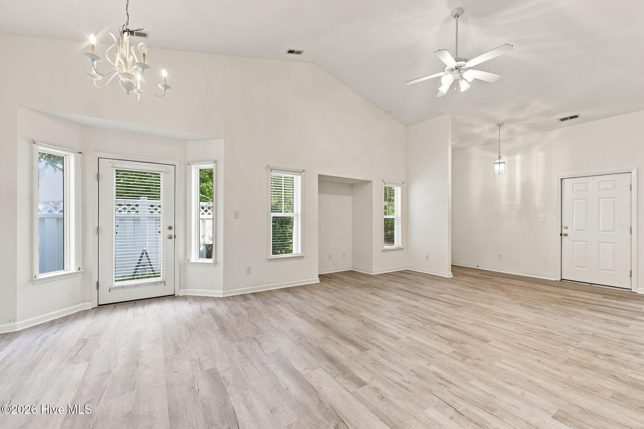 100 Jasmine Court,Morehead City