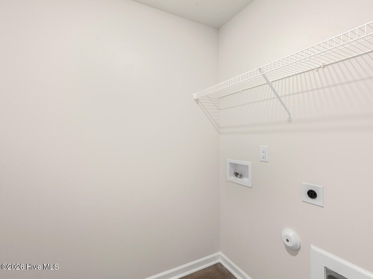 100547921 | Photo 21