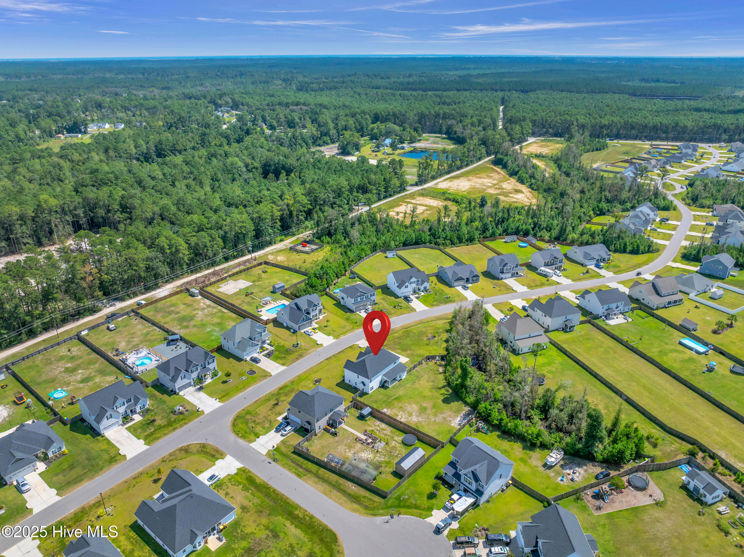 100530270 | Photo 46