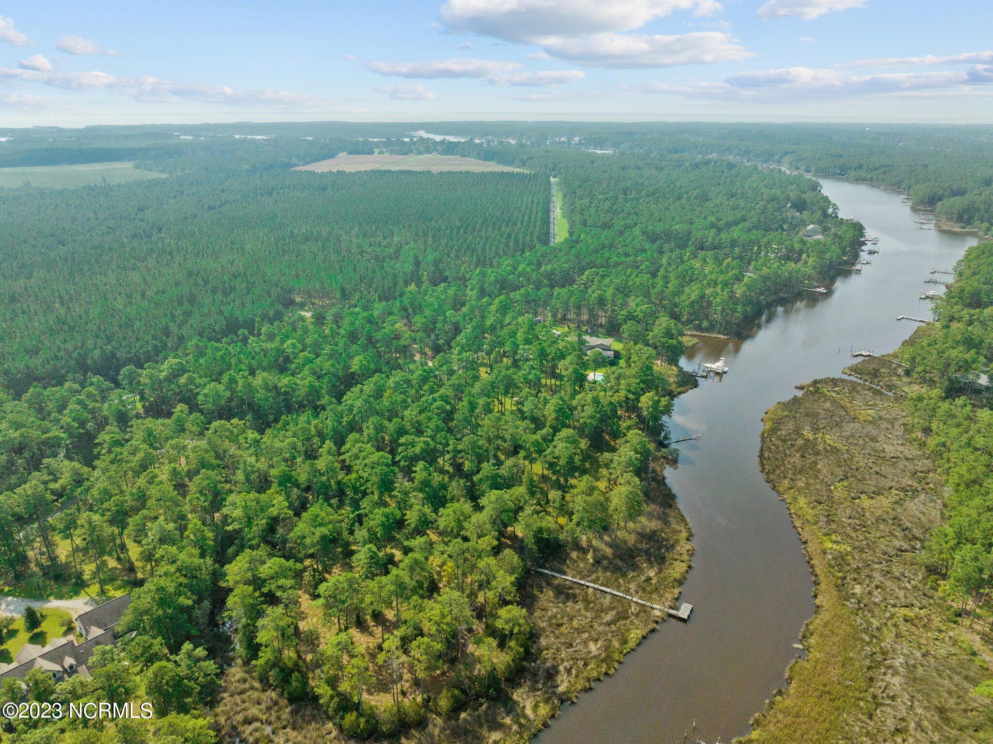 2504 19 Brown Creek Road,Merritt