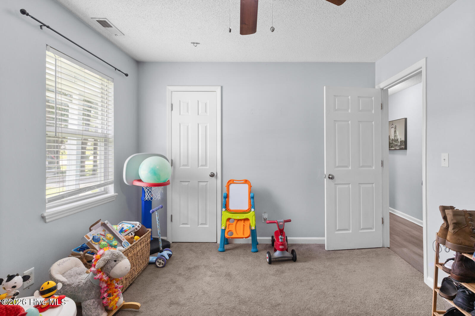 216 S Creek Drive,Jacksonville