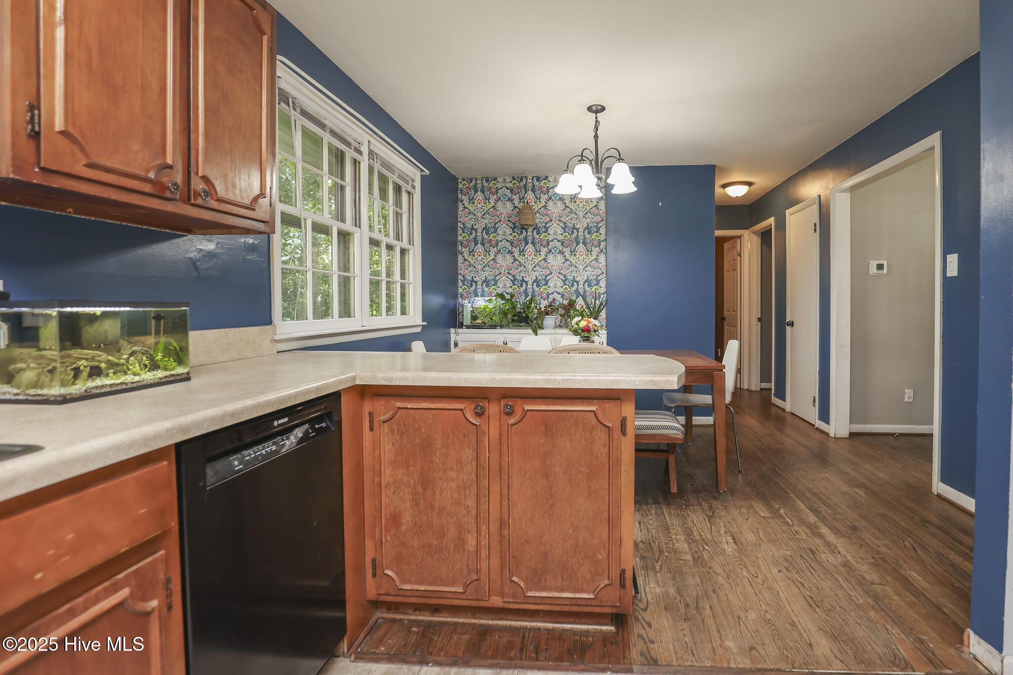 100524871 | Photo 20