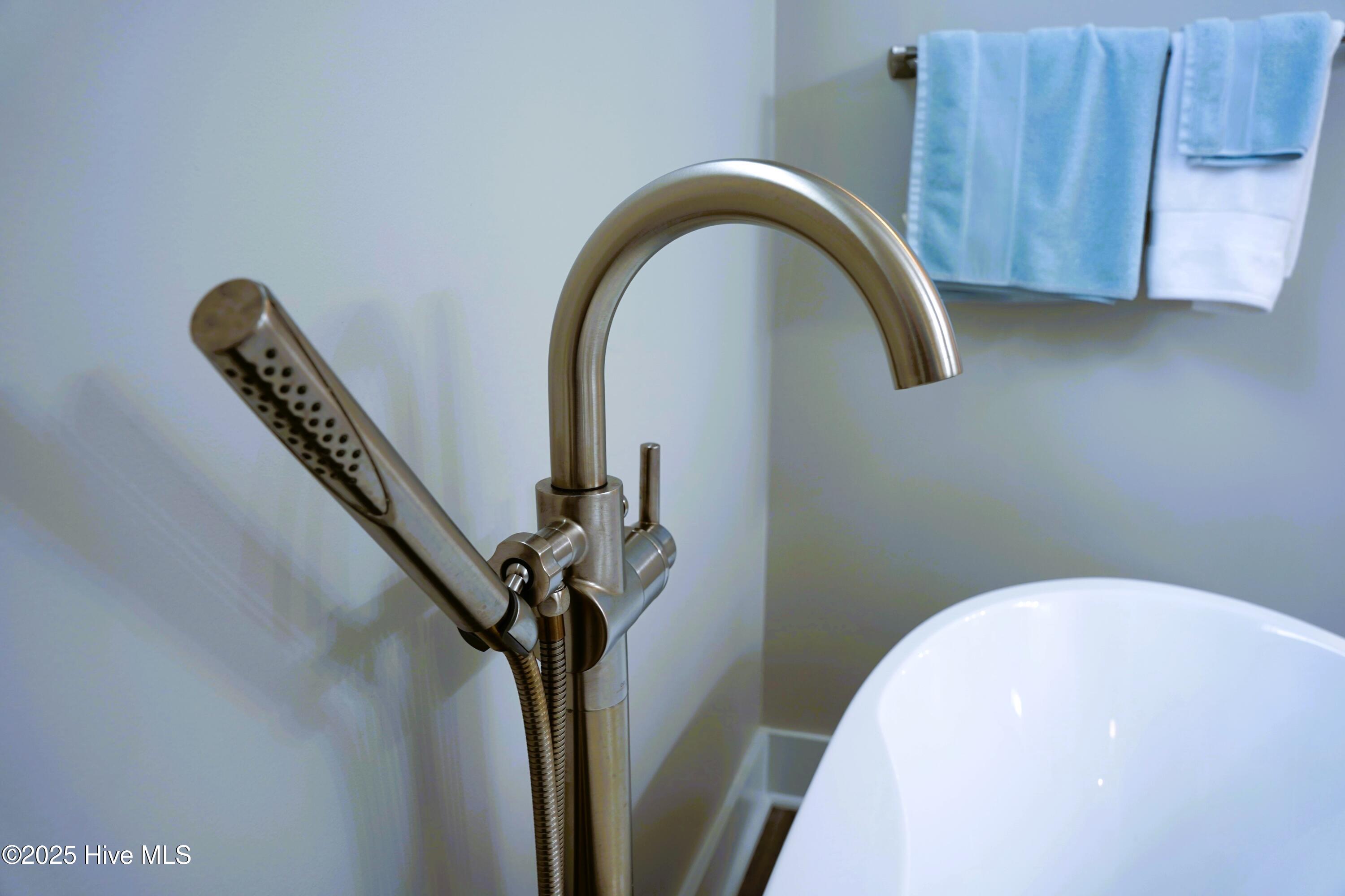 207 Fairview Street, Atlantic Beach, NC, 28512