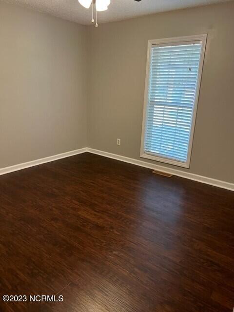 100540401 | Photo 10