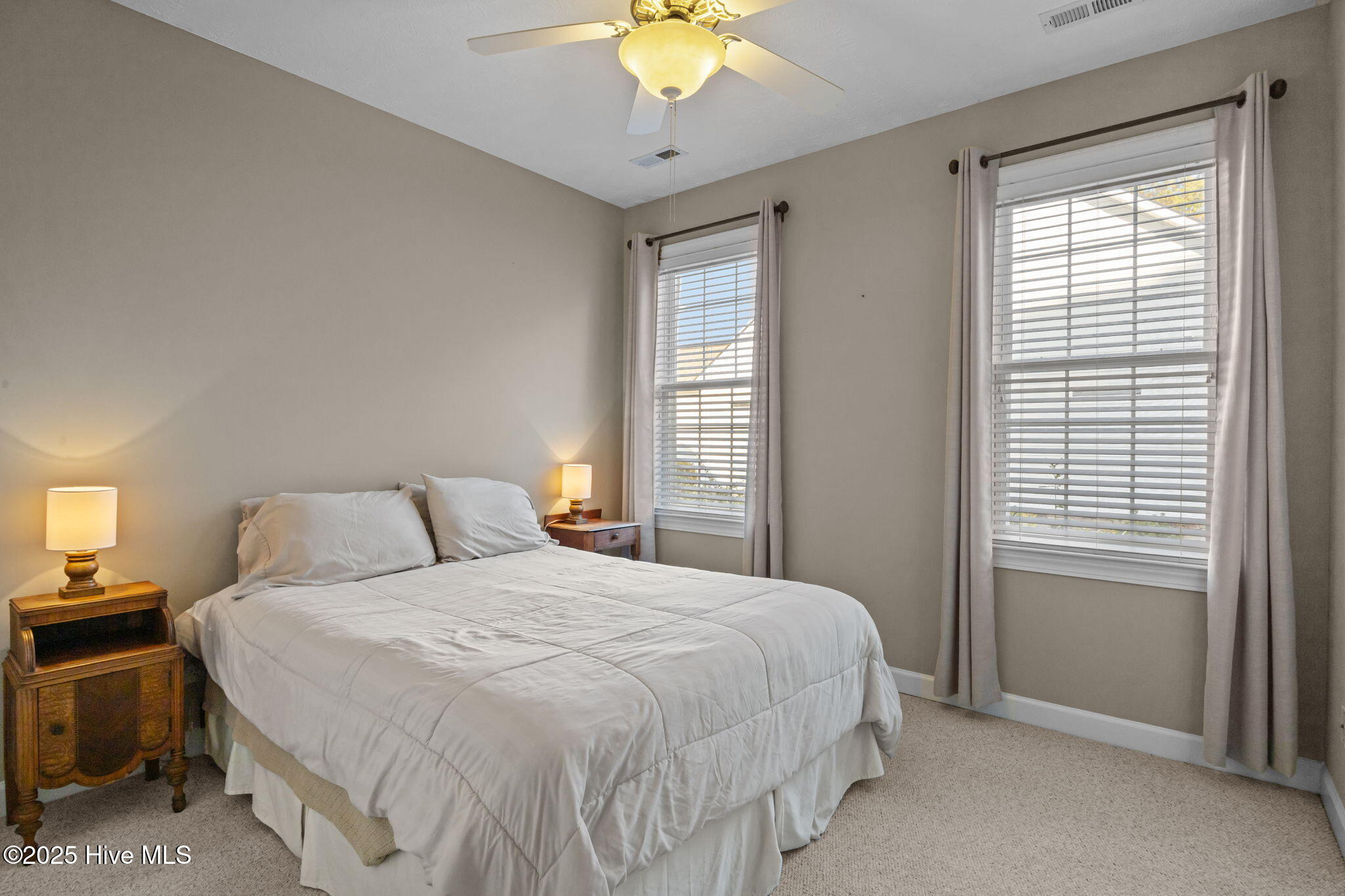 100543036 | Photo 24