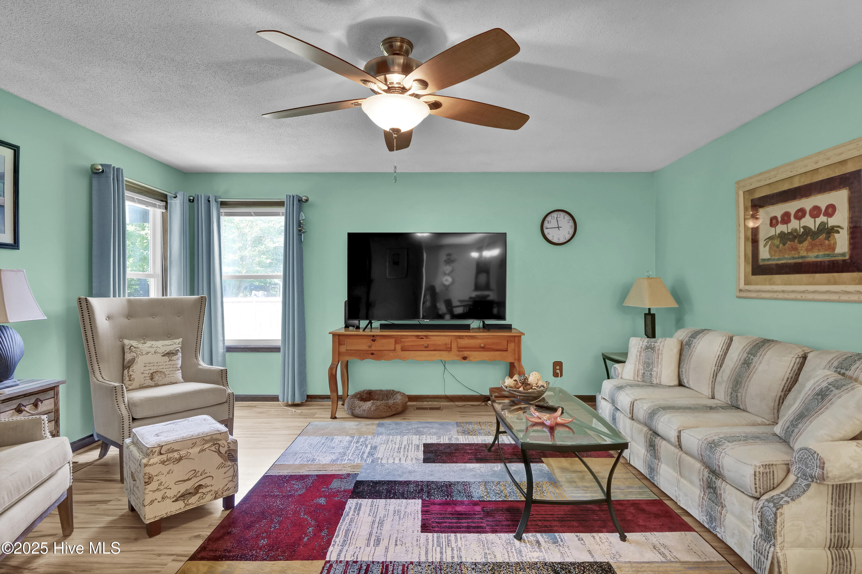 100511292 | Photo 12