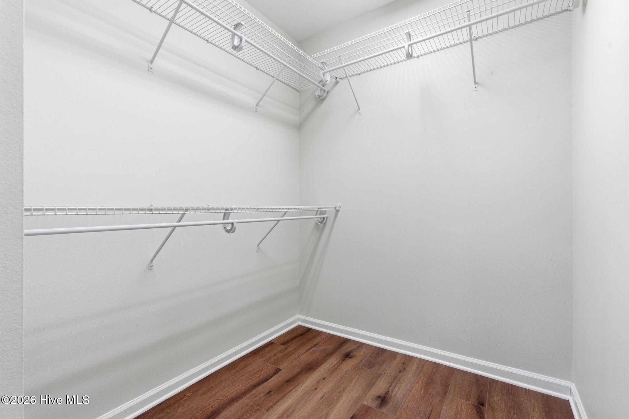 100555481 | Photo 44