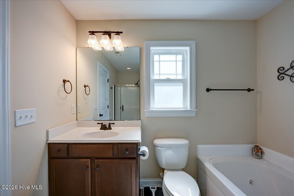 205 Antioch Lakes Road,New Bern