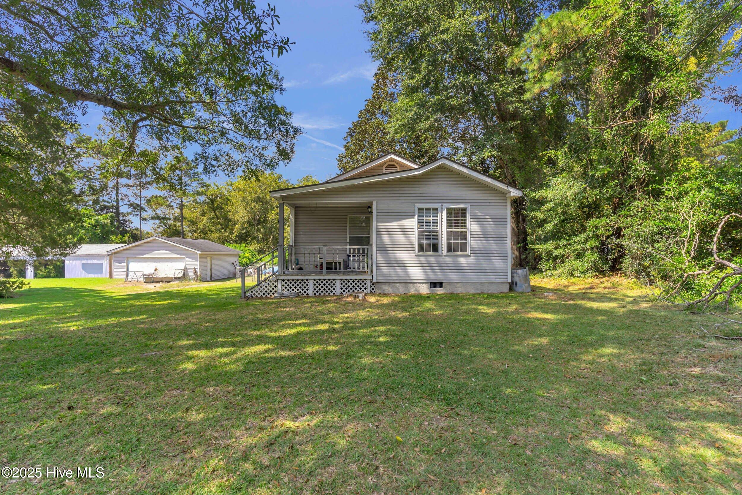 Homes for sale in Castle Hayne, NC | 5207 5207 Castle Hayne Rd Rd, Castle Hayne, NC 28429 | MLS# 100532002