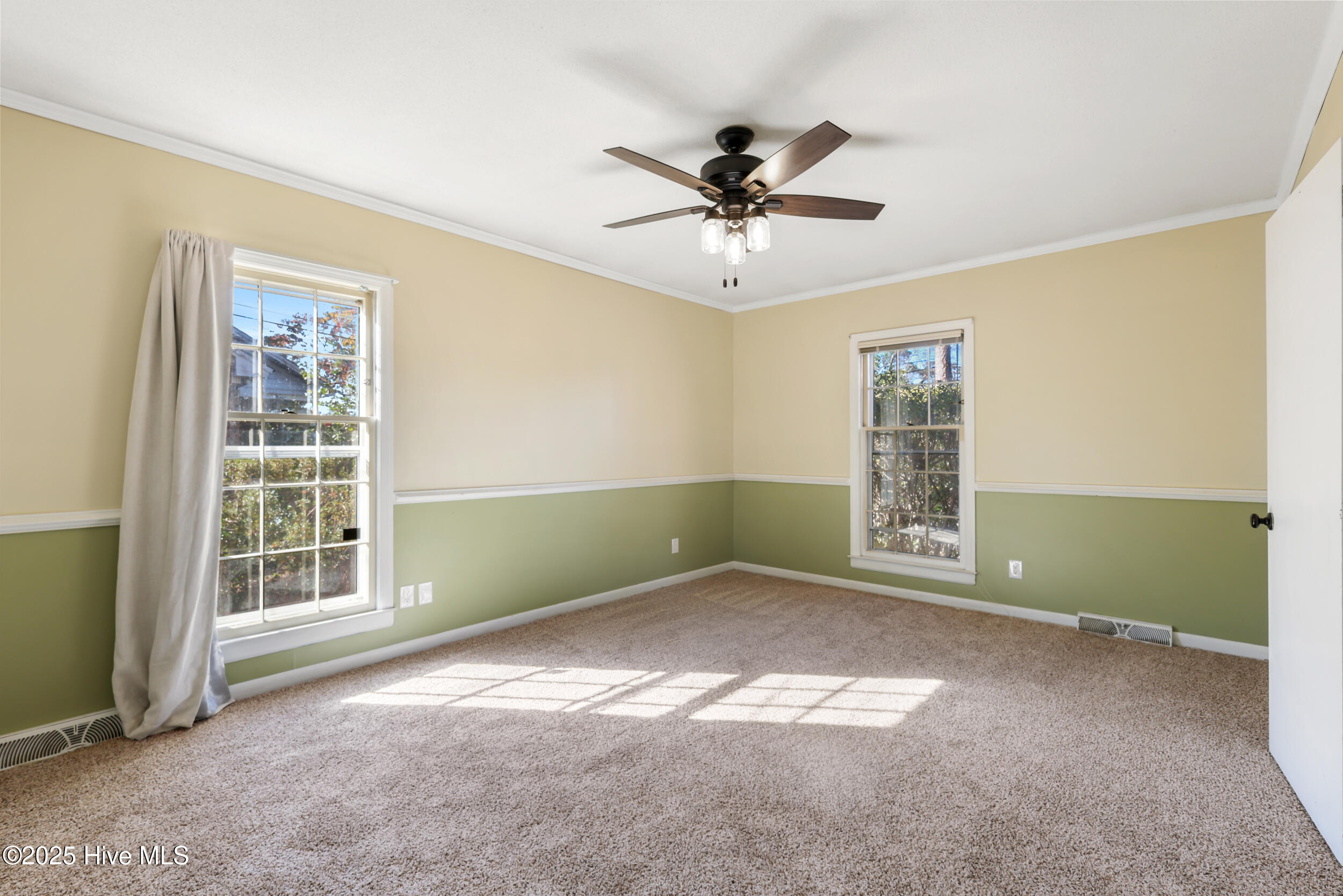 100544897 | Photo 19