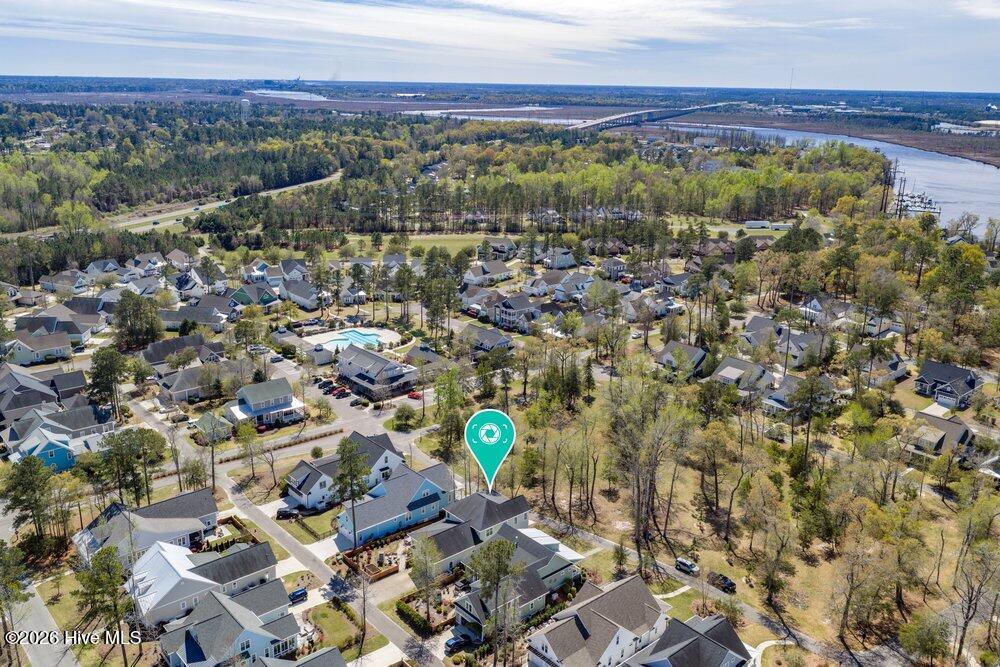 100561379 | Photo 58