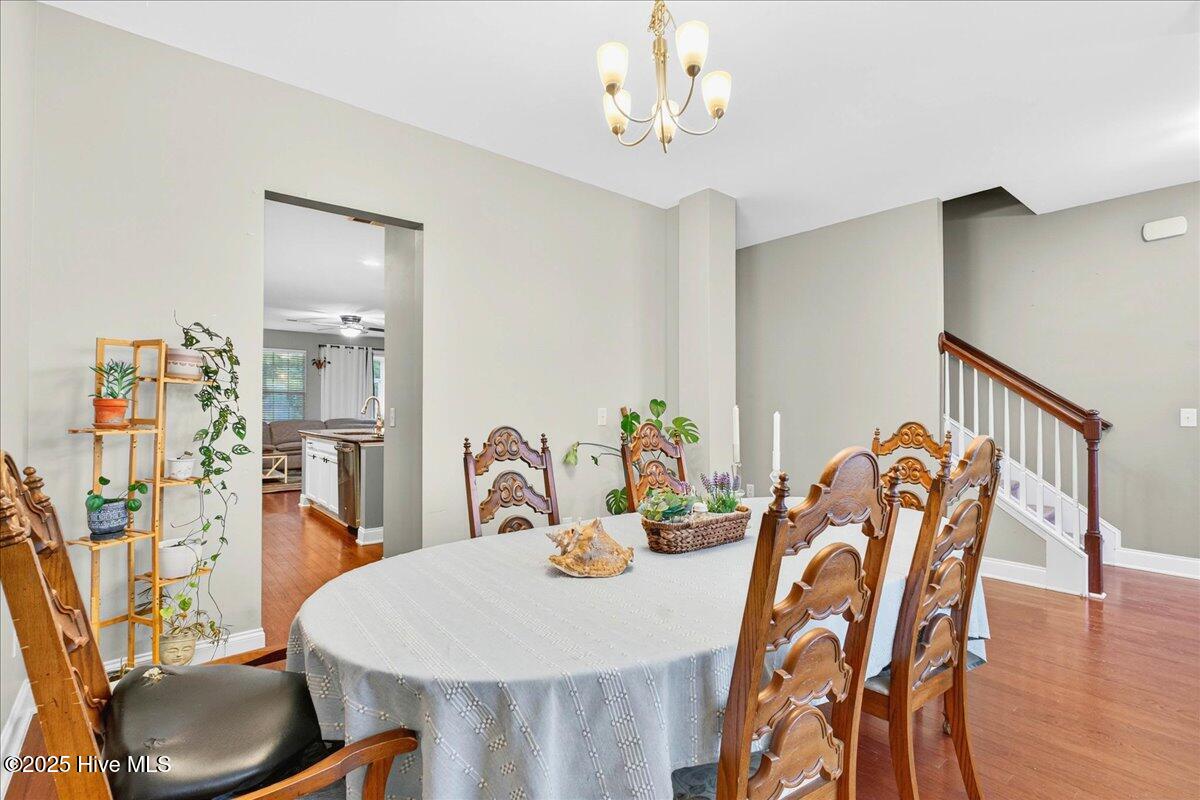 100522769 | Photo 10