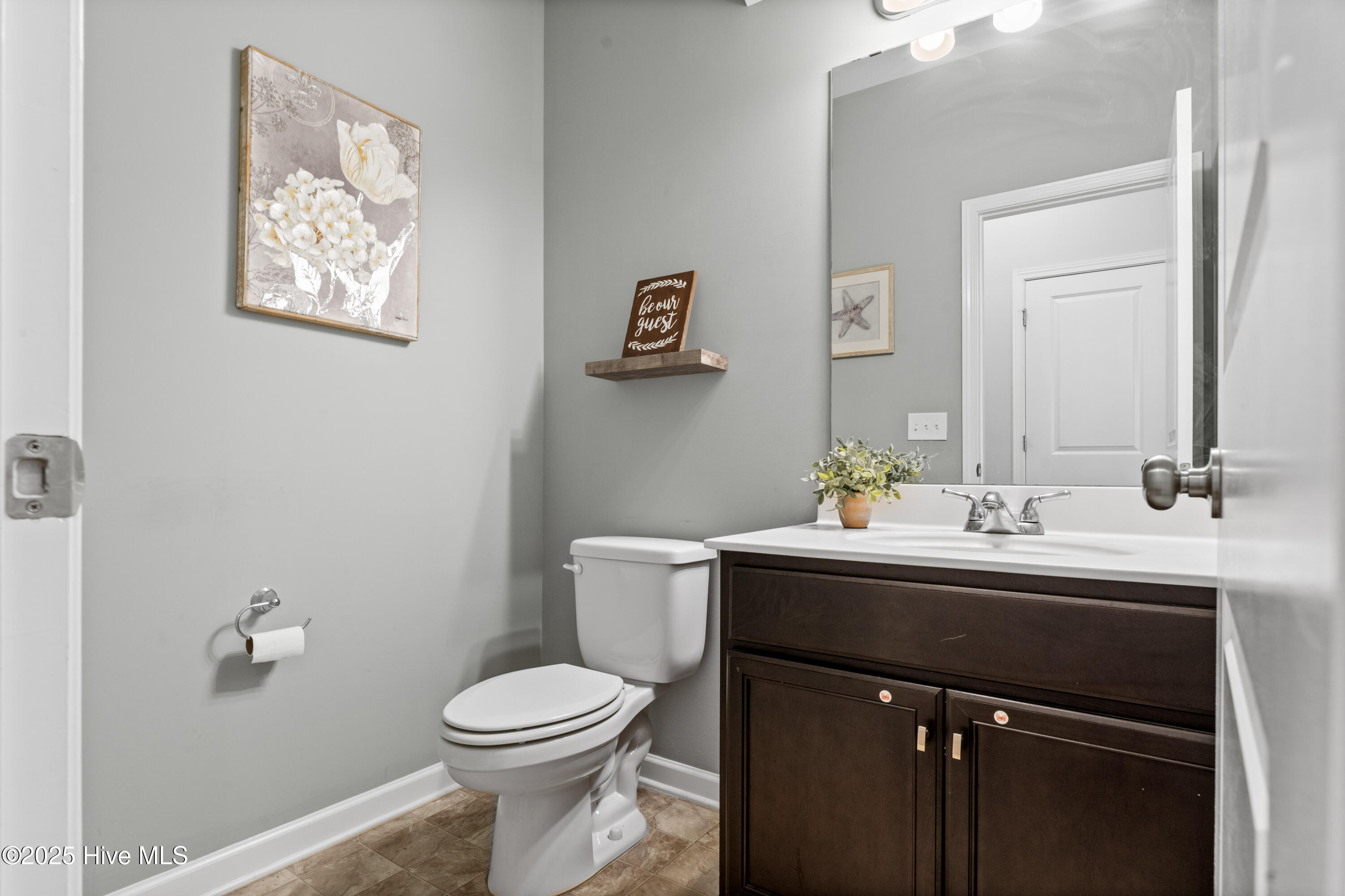 100511448 | Photo 16