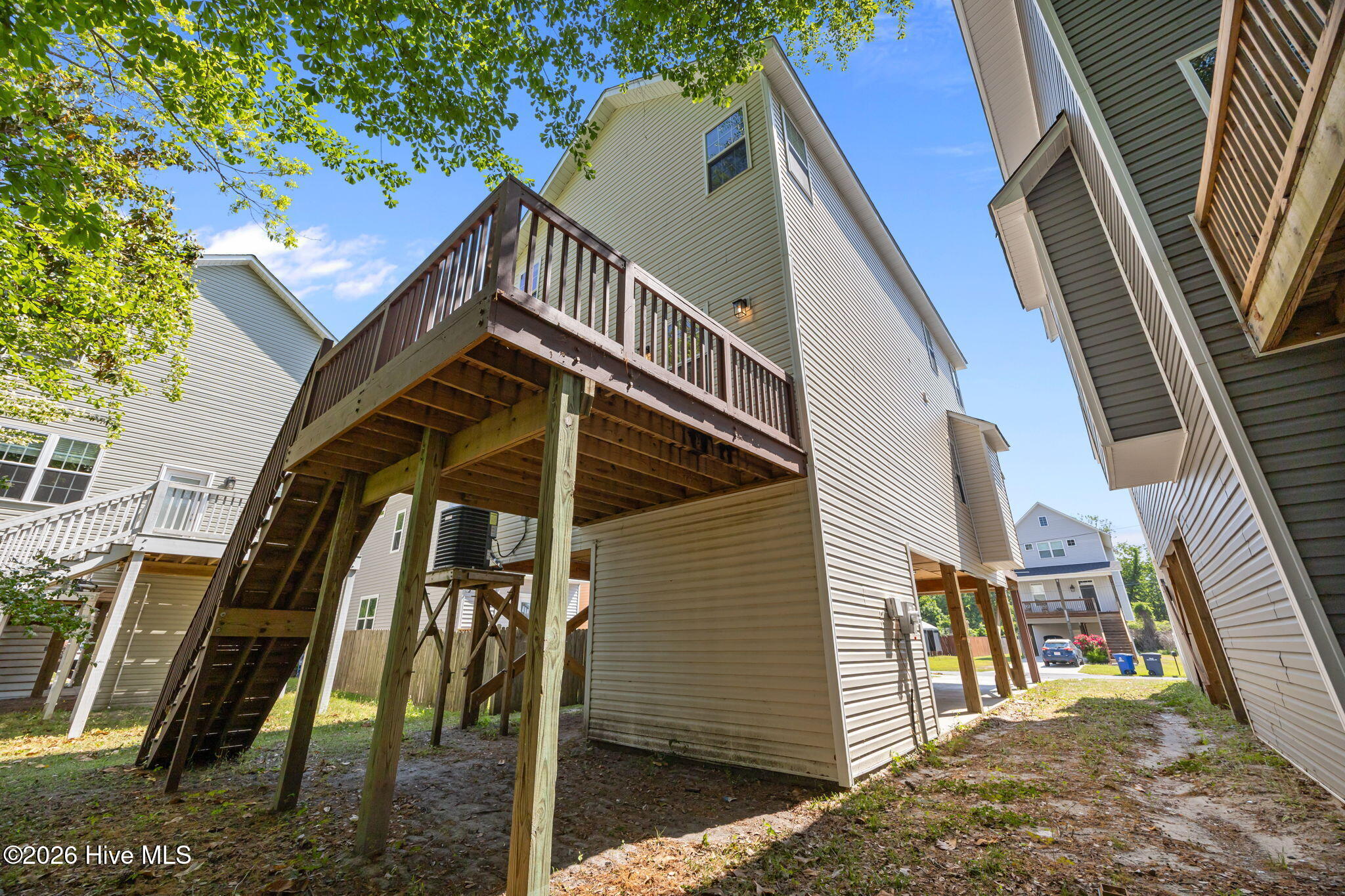 100566341 | Photo 20