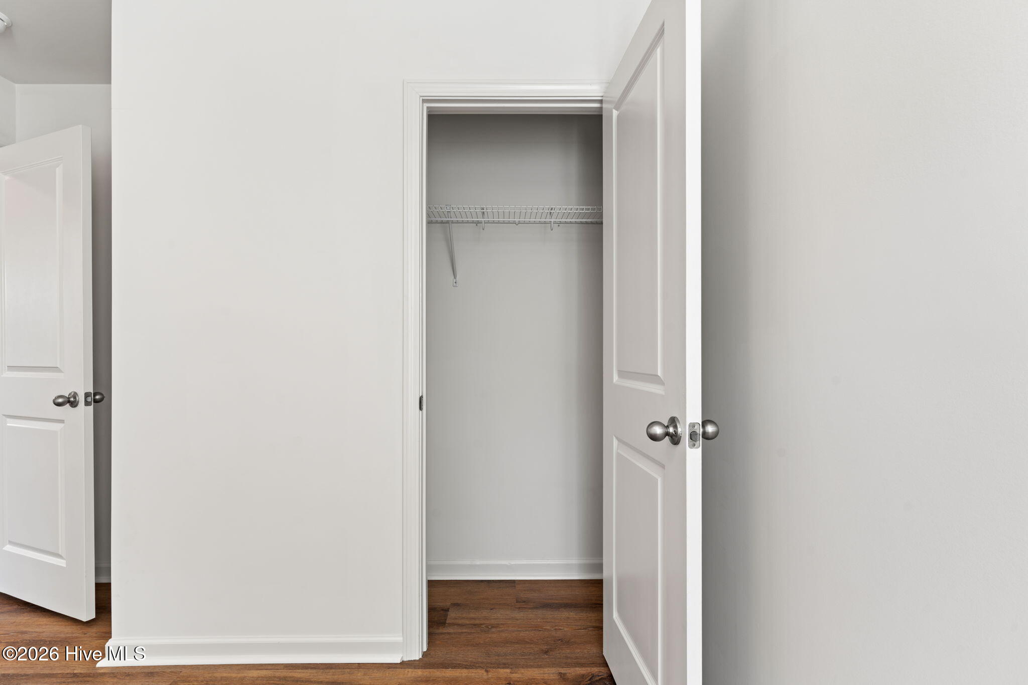 100549751 | Photo 16