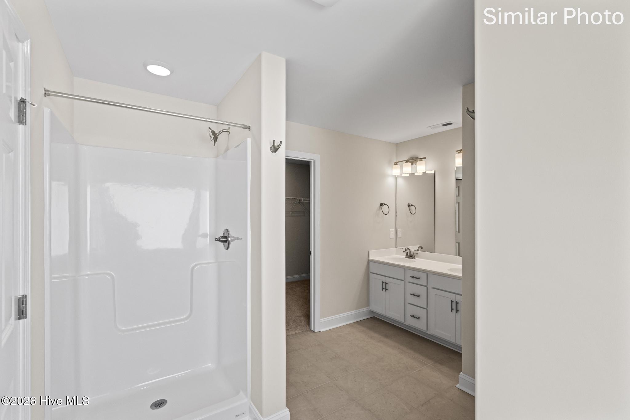 100552211 | Photo 35