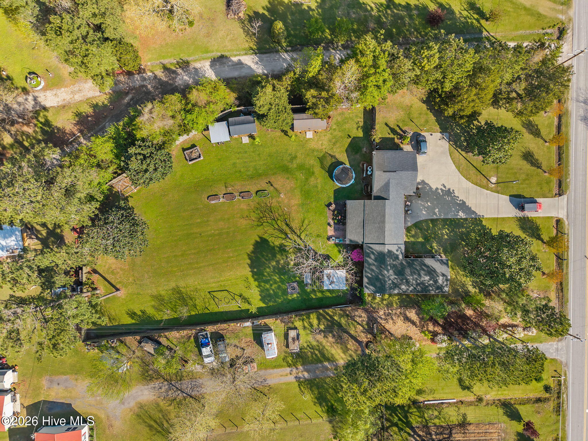 100566121 | Photo 13