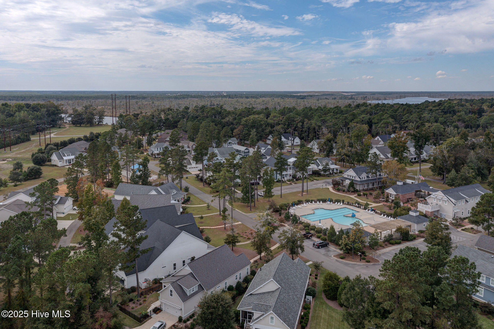 100543133 | Photo 70