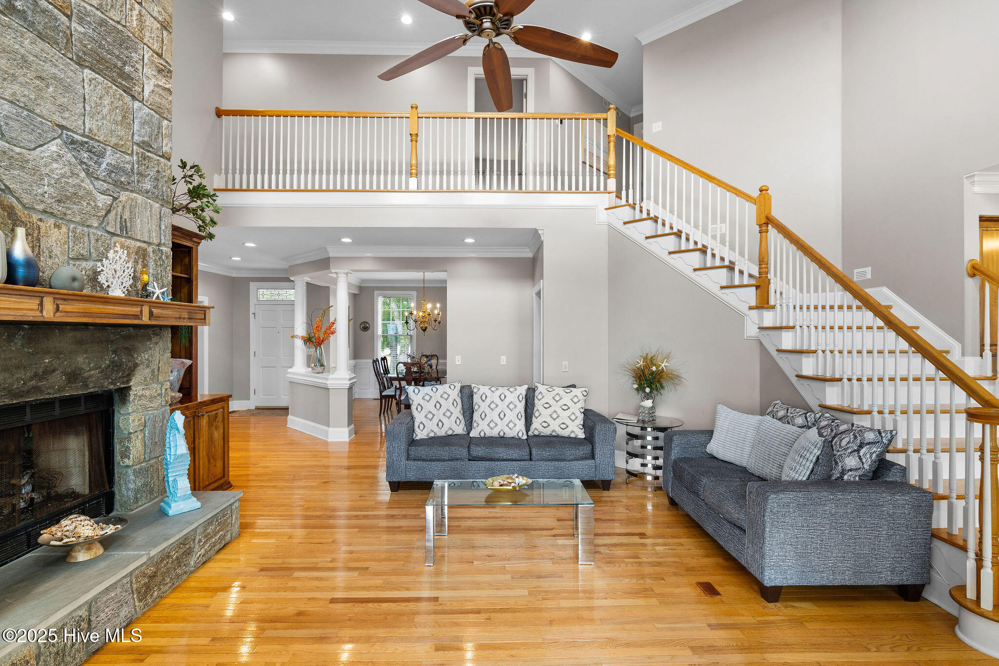 100556700 | Photo 29