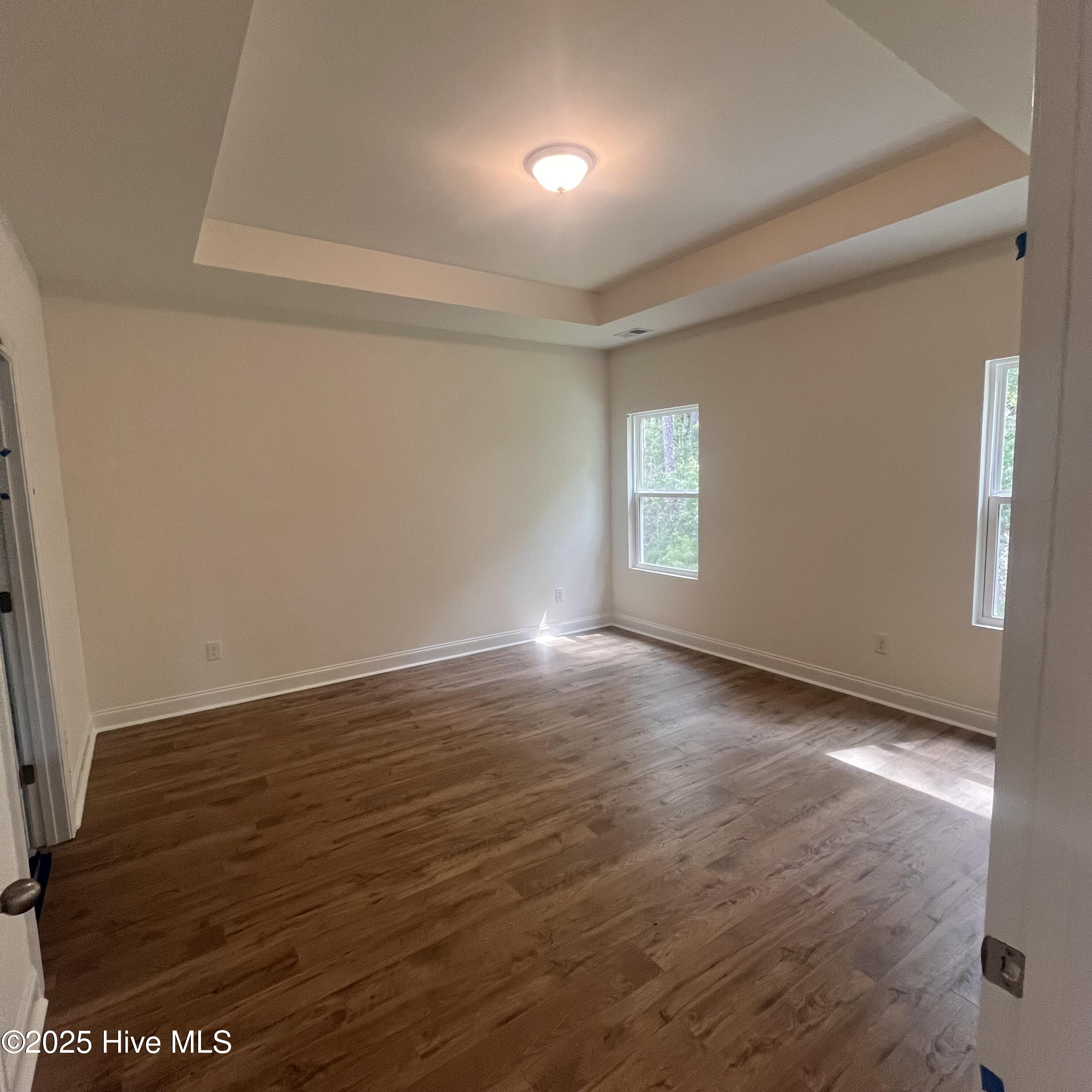 100517298 | Photo 16