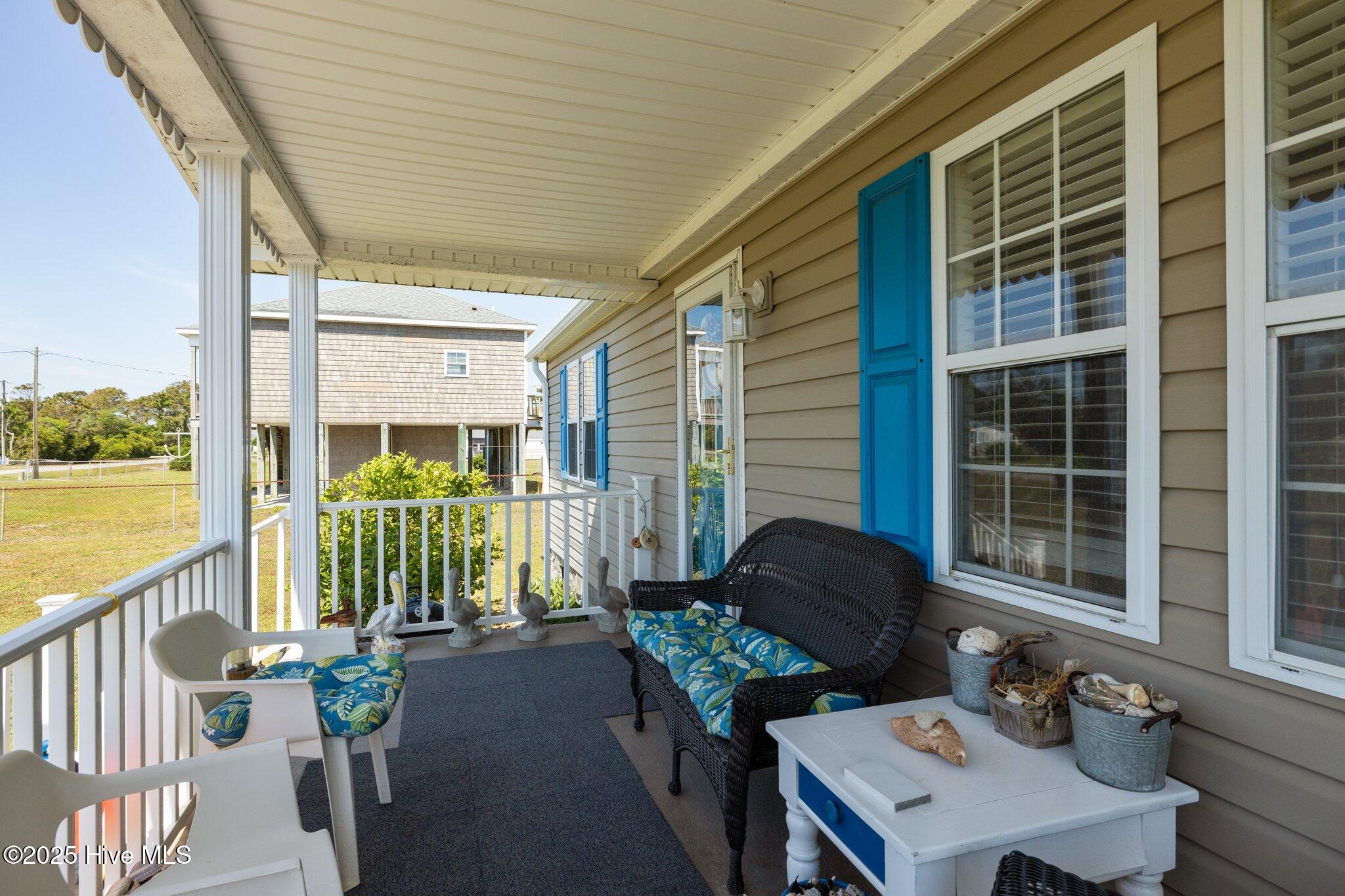 139 Diamond City Drive, Harkers Island, NC, 28531